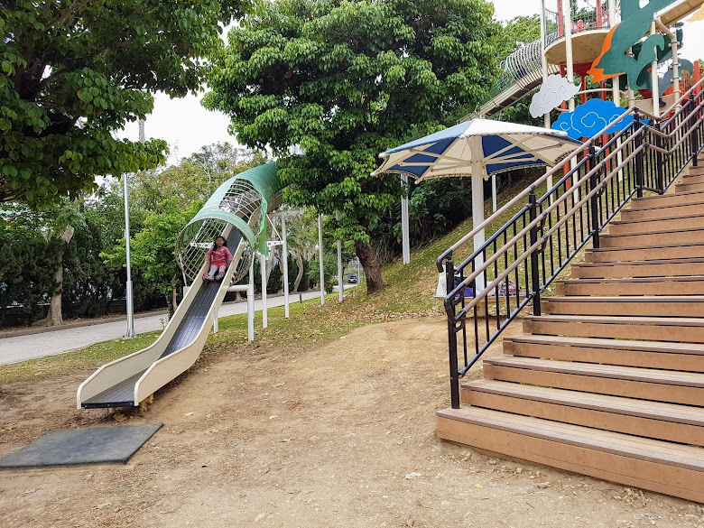 奧武山公園的溜滑梯