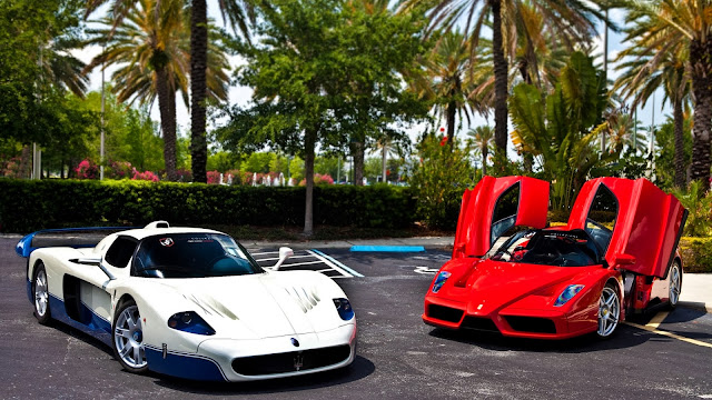 Maserati MC12 Supercar y Ferrari enzo