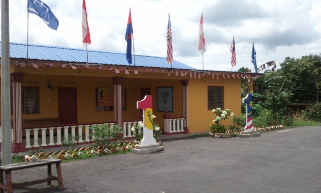 PORTAL FELDA LOK HENG BARAT: Felda & Homestay