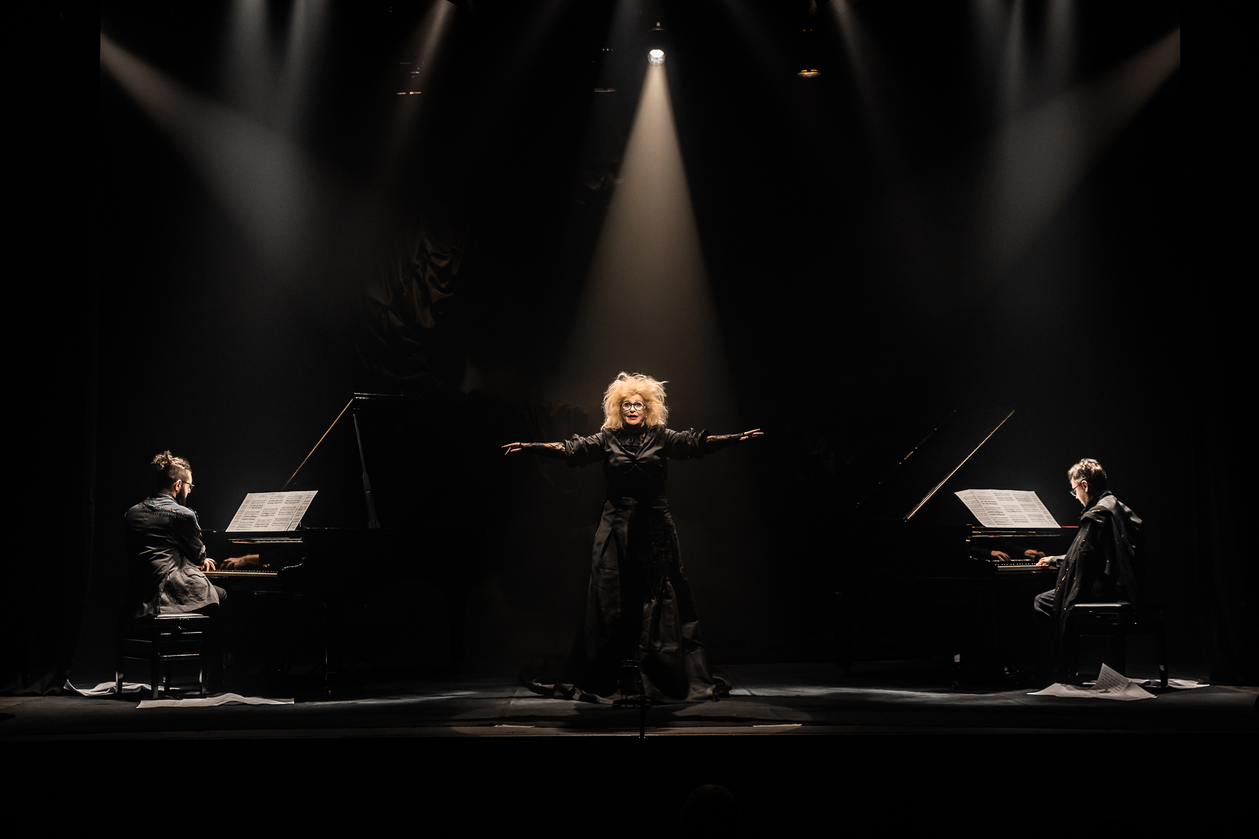 Jorge Drexler apresenta seu show “Silente” no Teatro Guaíra – Tudo o que  você ou(vê)