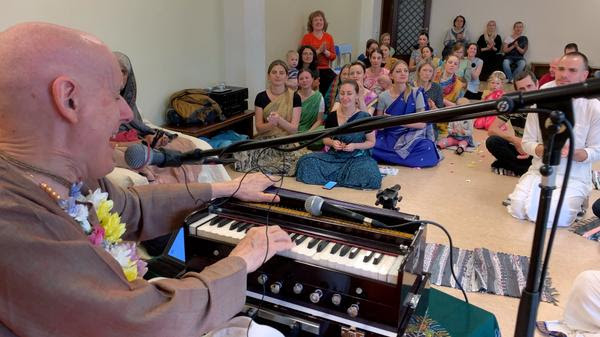 Nothing More Ecstatic than Hare Krishna Kirtan