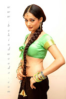 kiran sexy navel and cleavage show