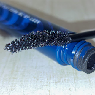 Review MAC Extended Play Perm Me Up Lash