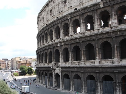 Colosseum-www.wonders-world-006