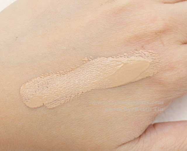 a photo of Revlon Photoready Airbrush Effect Foundation