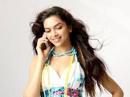 Deepika Padukone HD Photos | Movie Celebrity Actress Wallpaper