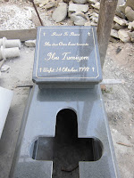 MAKAM GRANIT -JENIS JAKARTANAN-KRISTIANI