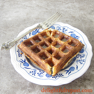 Belgian Waffles - or Regular Waffles - with directions for freezing and reheating / www.delightfulrepast.com