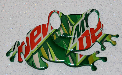 frog magnet made from recycled soda cans