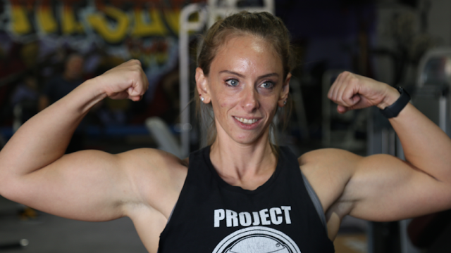 Woman becomes weightlifting champion after heroin overdose and surprise pregnancy