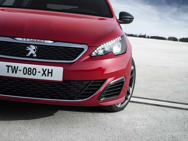 Novo Peugeot 308 GTi