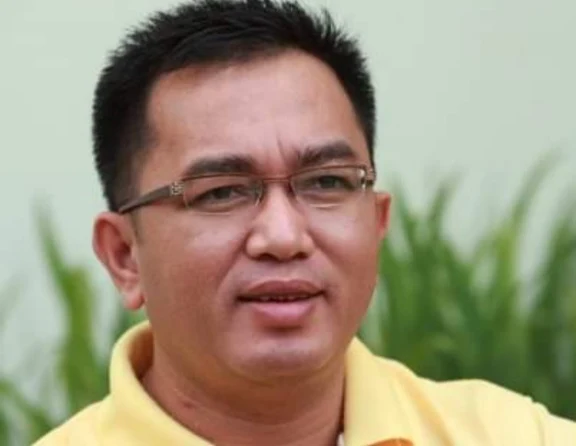 Tokoh masyarakat Kota Padang Yul Akhyari Sastra ikut bersuara terkait masih kosongnya kursi Wakil Walikota Padang.