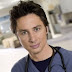 Zach Braff (Scrubs) fait un saut à Cougar Town