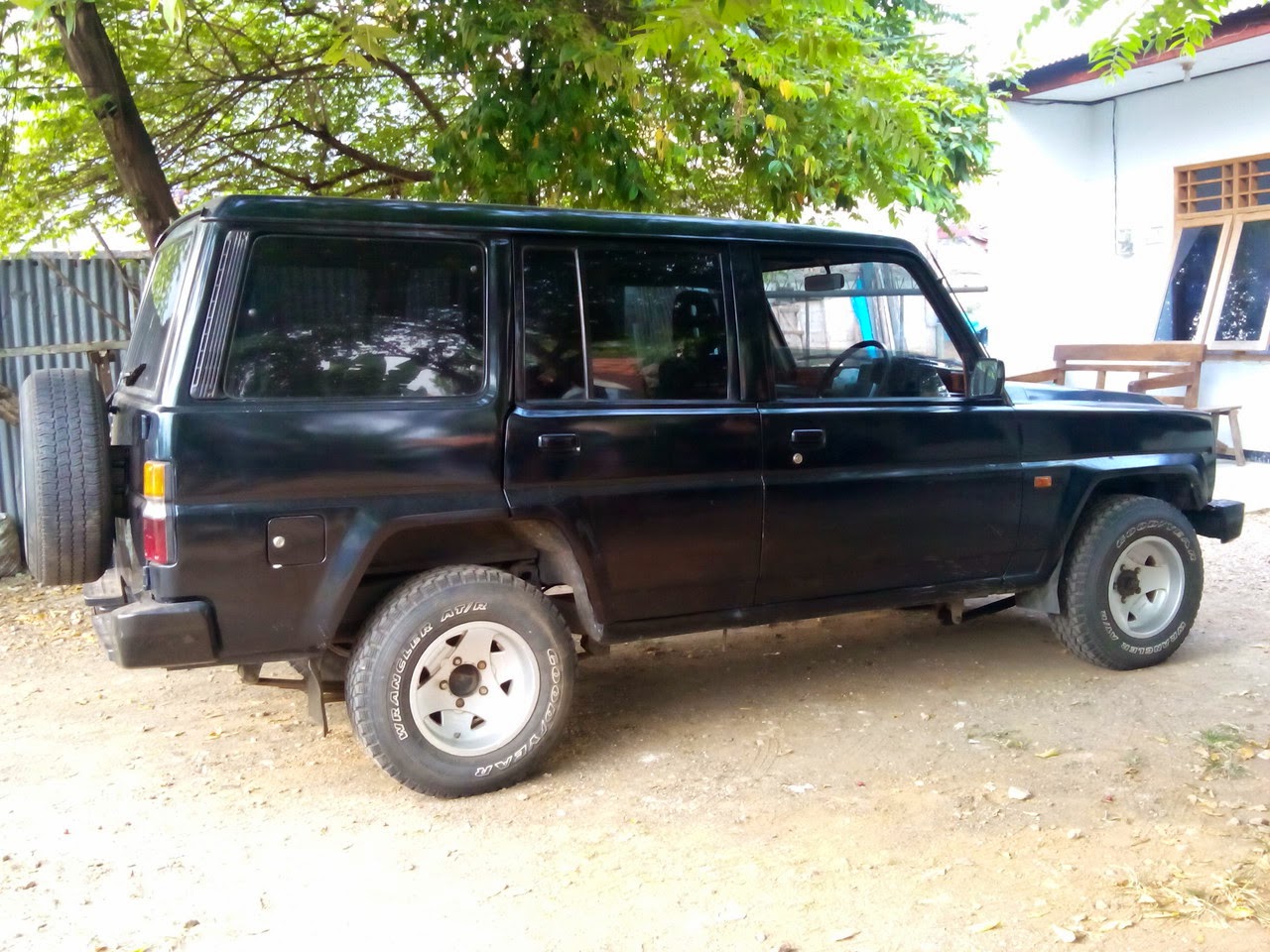 DIJUAL Daihatsu Taft  Hiline Long 1988 JAKARTA LAPAK 