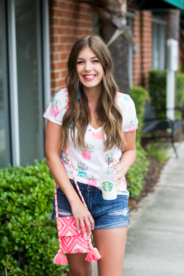 3 Tips to Building Self-Confidence by Charleston fashion blogger Kelsey of Chasing Cinderella.