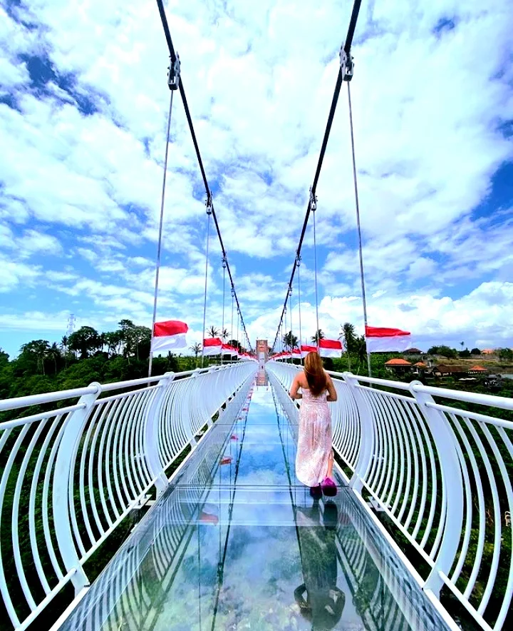 Bali Glass Bridge