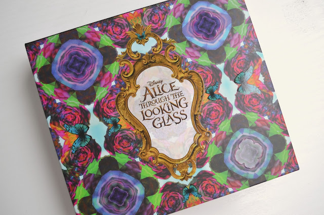 Urban Decay Alice Through the Looking Glass Eyeshadow Palette Review with Swatches