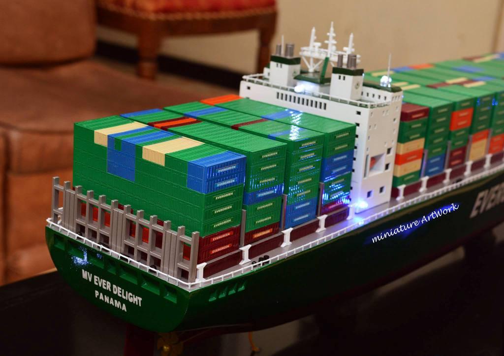 harga miniatur kapal container mv ever delight evergreen termurah