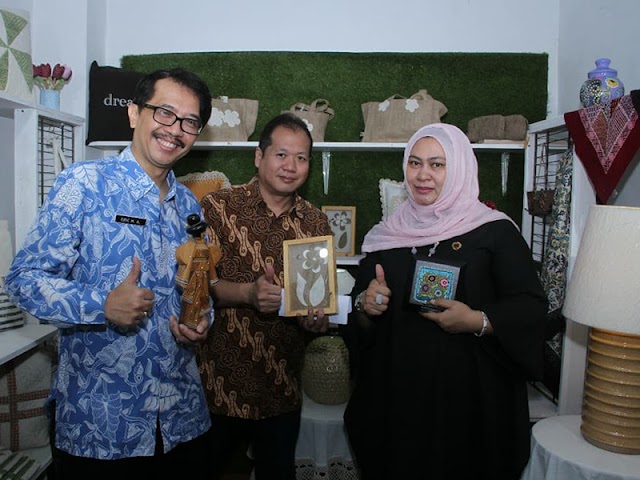 Rupa Rupi Handicraft Market, Mall Pusat Produk Kerajinan di Kota Bandung