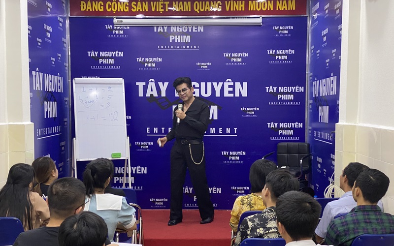 TOP TRUNG TÂM DẠY THUYẾT TRÌNH HAY