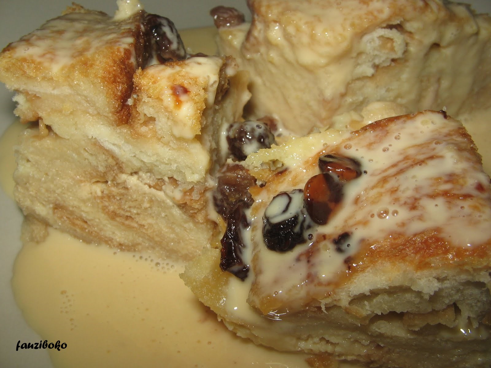 Kuchailapok: Resepi Puding Roti Kismis Dan Sos Kastard 