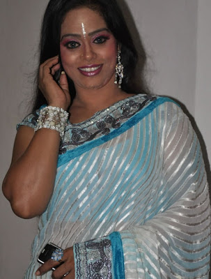 devipriya in saree