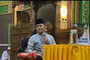H Ikbal Sayuti Datangkan KH Muhammad Syauqi MZ untuk Memberi Tausiyah Isra Mi'raj di Mesjid Jami' Pulau Kijang