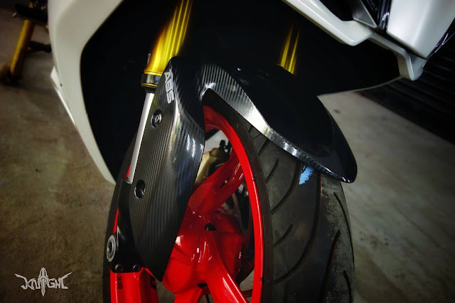 TVS Akula (Apache 310RR) Wrapped