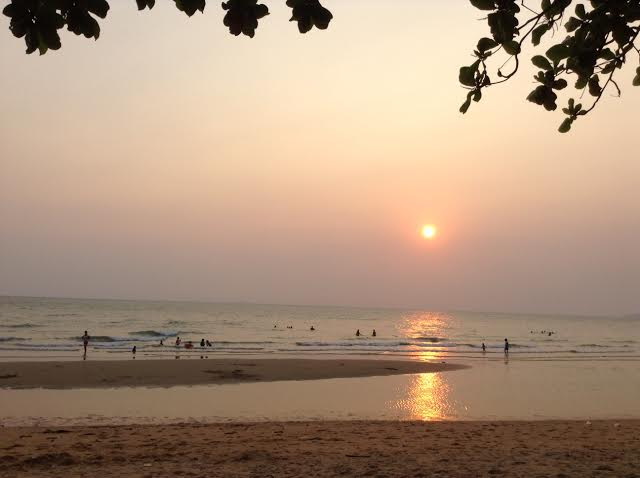  Pattaya Beach and famousTourist Attractions