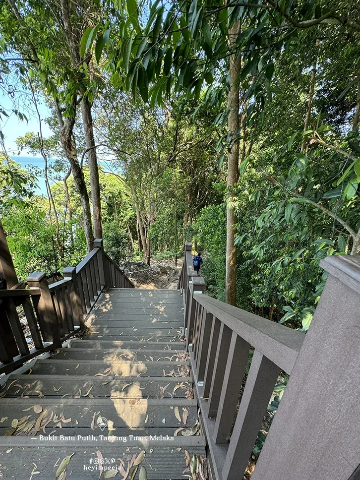 Bukit Batu Putih Tanjung Tuan Melaka