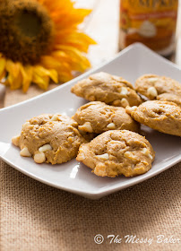 Pumpkin Cheesecake Cookies