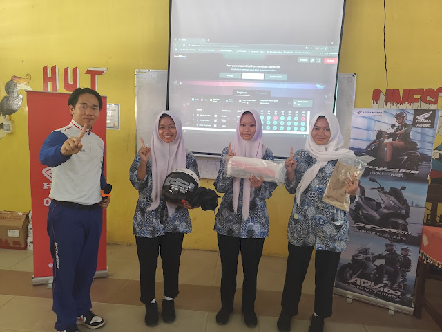 Dimulai dari Pelajar Asmo Kalbar ajak SMAN 9 Pontianak Peduli #Cari_aman