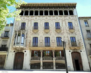 Casa Solà Morales, Olot de Lluís Domènech i Montaner