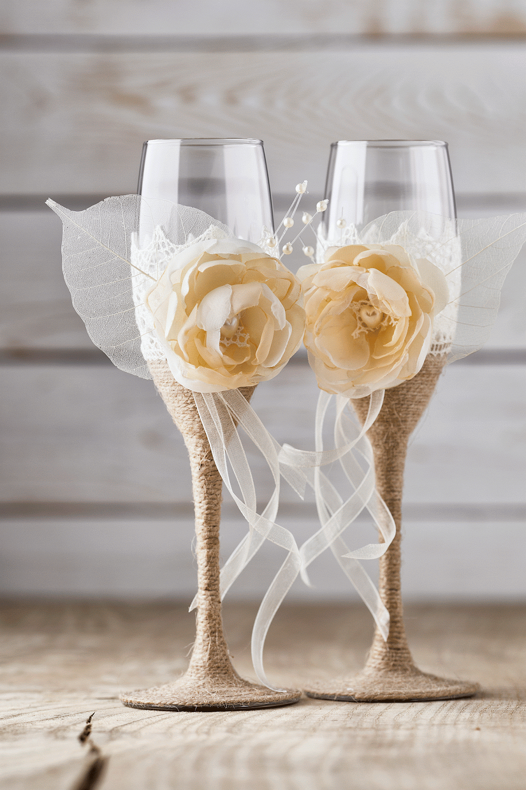 Smalkais Stils Bride And Groom Wedding Glasses With Twine Ivory