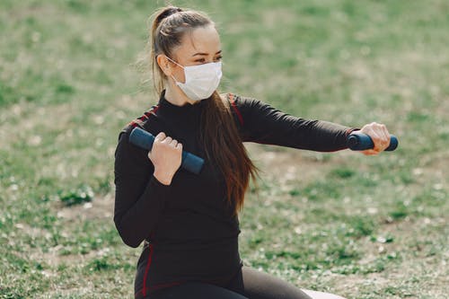 should-wear-mask-while-exercising