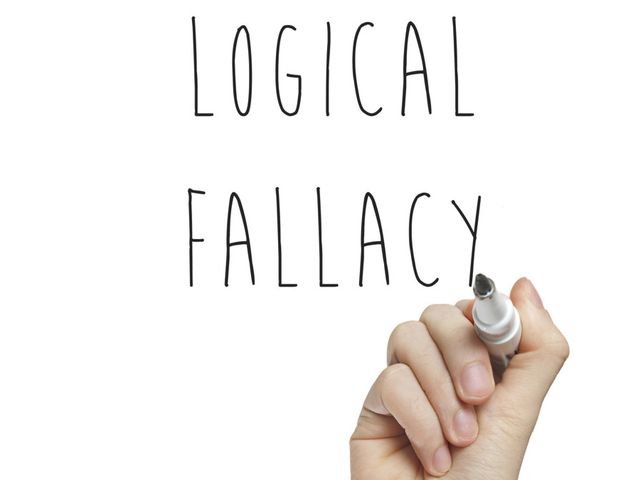 10 Jenis Kesalahan Berpikir (Logical Fallacy)