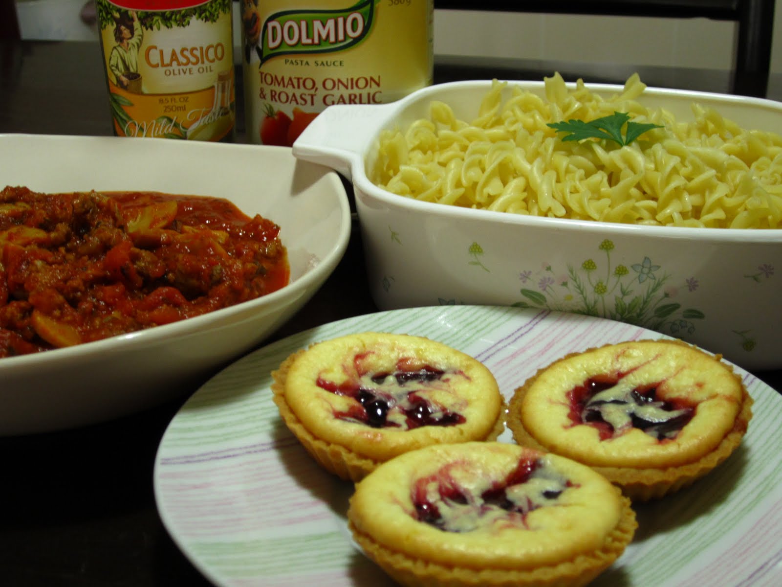 Taste Buds: Spiral Pasta Bolognese.