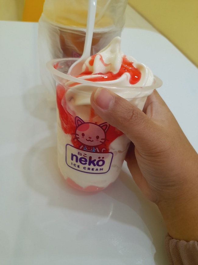 menu neko ice cream malang