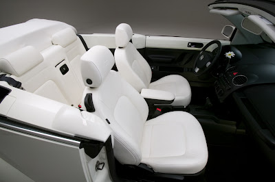 2007 VW New Beetle Triple White