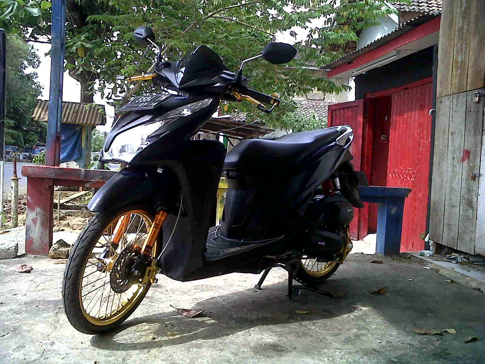 Modifikasi Klasik Vario 125 Lampak Modifikasi