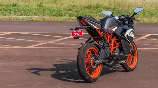 HD Images of KTM RC 200