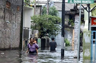 Banjir Jakarta | Hujan Hari Minggu 28/2/2016 di Jakarta 20 Titik (BKSD)