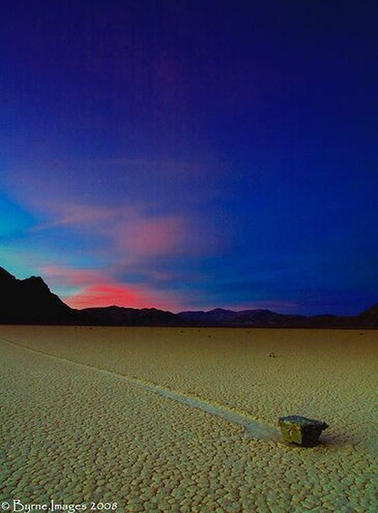 Sailing Stones, as pedras que andam