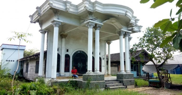 Rumah 'Abunawas' Jadi Viral, Depannya Mewah Bak Istana 