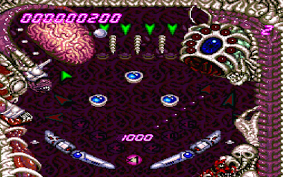 Image de Alien Crush, jeu vidéo de flipper sorti sur PC Engine.