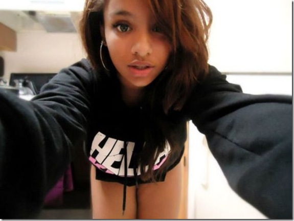sexy-lips-girls-23