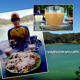 Menikmati pisang keju dan kopi di Danau Linow, Tomohon, Sulawesi Utara +jelajahsuwanto