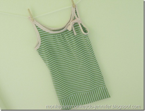 upcycled bow t-shirt (1.1)