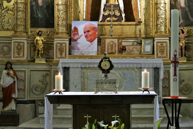 Reliques de Saint Jean-Paul II à #Antibes