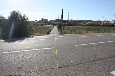 SANT MAGÍ DE LA BRUFAGANYA A LA BISBAL DEL PENEDÈS PR-C-224 AMB VARIANTS, creuar la carretera TV-2401 entre la Rasa dels Masos i el Camí d'entrada a La Bisbal